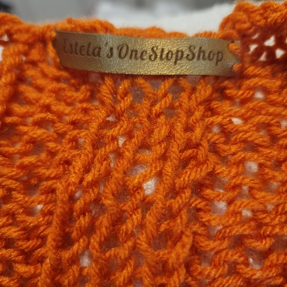 Short Sweater  /  Long sleeve  / Crochet.     I DO NOT ACCEPT RETURNS - Picture 2 of 4